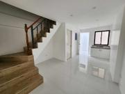 Modern Townhouse for Sale in Soldiers Hills Subdivision,...