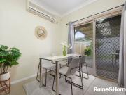 Modern Townhouse in the Heart of Prestons Modern Townhouse in the Heart of Prestons