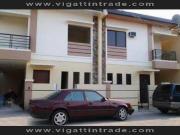 Modern townhouse in west Fairview