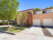 MODERN TOWNHOUSE LIVING