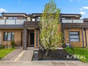Modern Townhouse Living in Prime Craigieburn Location