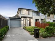 Modern townhouse living with bright spacious appeal