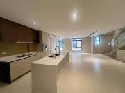 MODERN TOWNHOUSE UNIT WITH ELEVATOR IN MANDALUYONG CITY...