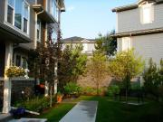 Modern Townhouse with 2 Master Bedrooms – Condo Fees &...