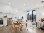 Modern Townhouse with Spacious Layout & Low Maintenance...