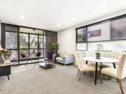 MODERN TWO BEDROOM APARTMENT, CLOSE TO TRAIN STATION