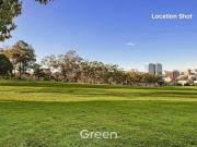 Beautifully Renovated Modern Two Bedroom Apartment in...