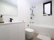 Modern Two Bedroom Ground Floor Unit