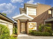 MODERN TWO BEDROOM TOWNHOUSE!