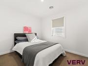 MODERN TWO STORY TOWNHOUSE IN PRIME QUEANBEYAN LOCATION