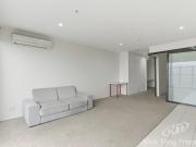 Modern Unfurnished 1 Bedroom Apartment with Split...