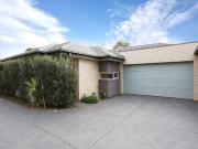 Modern Unit in Quiet Block