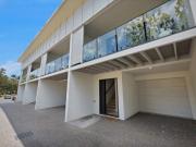 Modern Unit Minutes from Mackay CBD!