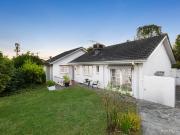 Charming & Convenient Single Level, No Body Corporate