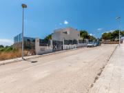 Modern villa with mountain views and private swimming...