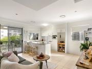 Modern & Well Located Two Bedroom Apartment Modern & Well Located Two Bedroom Apartment