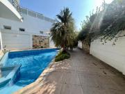 MODERNA BELLA CASA RENTA SIN AMOBLAR!