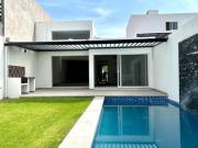 Moderna casa de 1 nivel con alberca, Yautepec Morelos
