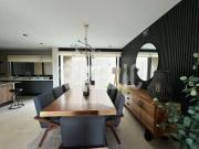 Moderna casa de 3 hab. en VENTA con Roof