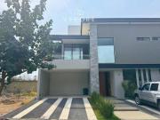 MODERNA CASA EN ARAUCA II, ZONA REAL, ZAPOPAN