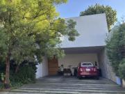 Moderna Casa en Atlas Colomos