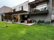 Moderna Casa en Condominio Privado – José Barandiarán,...