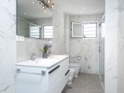 MODERNA CASA EN ESTEPONA