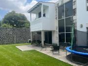 MODERNA CASA EN FRACCIONAMIENTO CON SEGURIDAD EN ZONA SUR