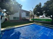 Moderna Casa en Lomas de Cocoyoc con Alberca y Vigilancia