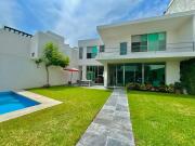 Moderna casa en Palmira Kloster con Vigilancia $7,450,000