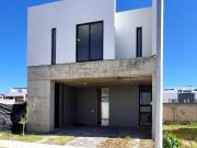 MODERNA CASA EN PONTEVEDRA EN CAPITAL NORTE