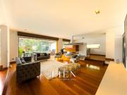 Moderna casa en Rinconada del Lago con amplio jardín y...