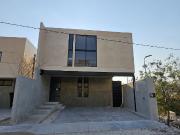 MODERNA CASA EN TEMOZON NORTE CON ALBERCA Y ENTREGA...