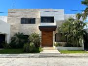 Moderna casa en venta