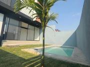 Moderna casa en venta en Fracc con vigilancia, Lomas de...