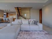 MODERNA CASA EN VENTA NUEVA EN ESQUINA EN LOMAS DEL MOLINO 5