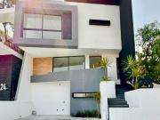 MODERNA CASA ESTRENAR EN CONDOMINIO VILAS TORNILLO...