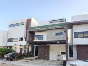Moderna casa familiar con Acabados de Lujo en Arbolada...