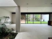 Moderna casa nueva en Fracc. con vigilancia, Rancho...