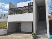 MODERNA CASA NUEVA PARQUE ALCUMBRE LOMAS DE ANGELOPOLIS