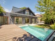 Moderna casa recientemente remodelada