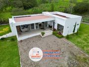 MODERNA CASA VACACIONAL, Sector Yunguilla C1353