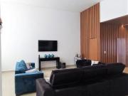 Moderna e de muito bom gosto com 4 suítes