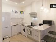 Moderna habitación en alquiler en apartamento de 4...