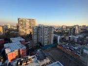 MODERNA OFICINA CON RECEPCION Y UN PRIVADO EN ÑUÑOA