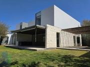 Moderna Residencia con Jardín de 472m2 en San Francisco...