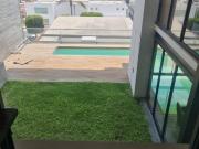 Moderna residencia en venta con alberca y carril de nado...