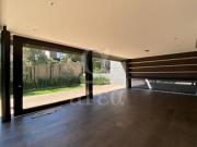 Moderna Residencia en Venta en Cumbres de Santa Fé