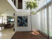 Moderna y amplia residencia con gran jardín y Club...