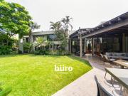 MODERNA Y ESPECTACULAR CASA EN VENTA EN ZONA LINDA CERCA...